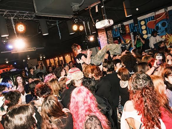 640132384 1631581208461465 1146426424087088416 N (ROCKING4DOLLARS)