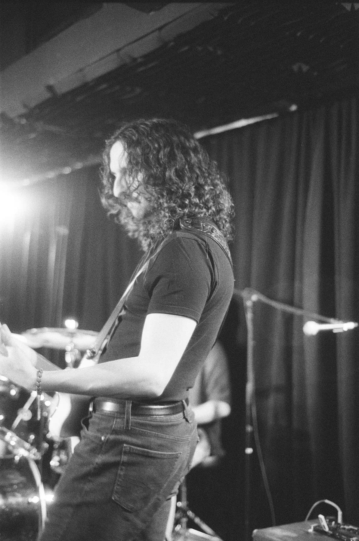 Keyboardist Performing Bw (Blox Arts Centre Calgary Black Pontiac Cas Jade Phreqed)