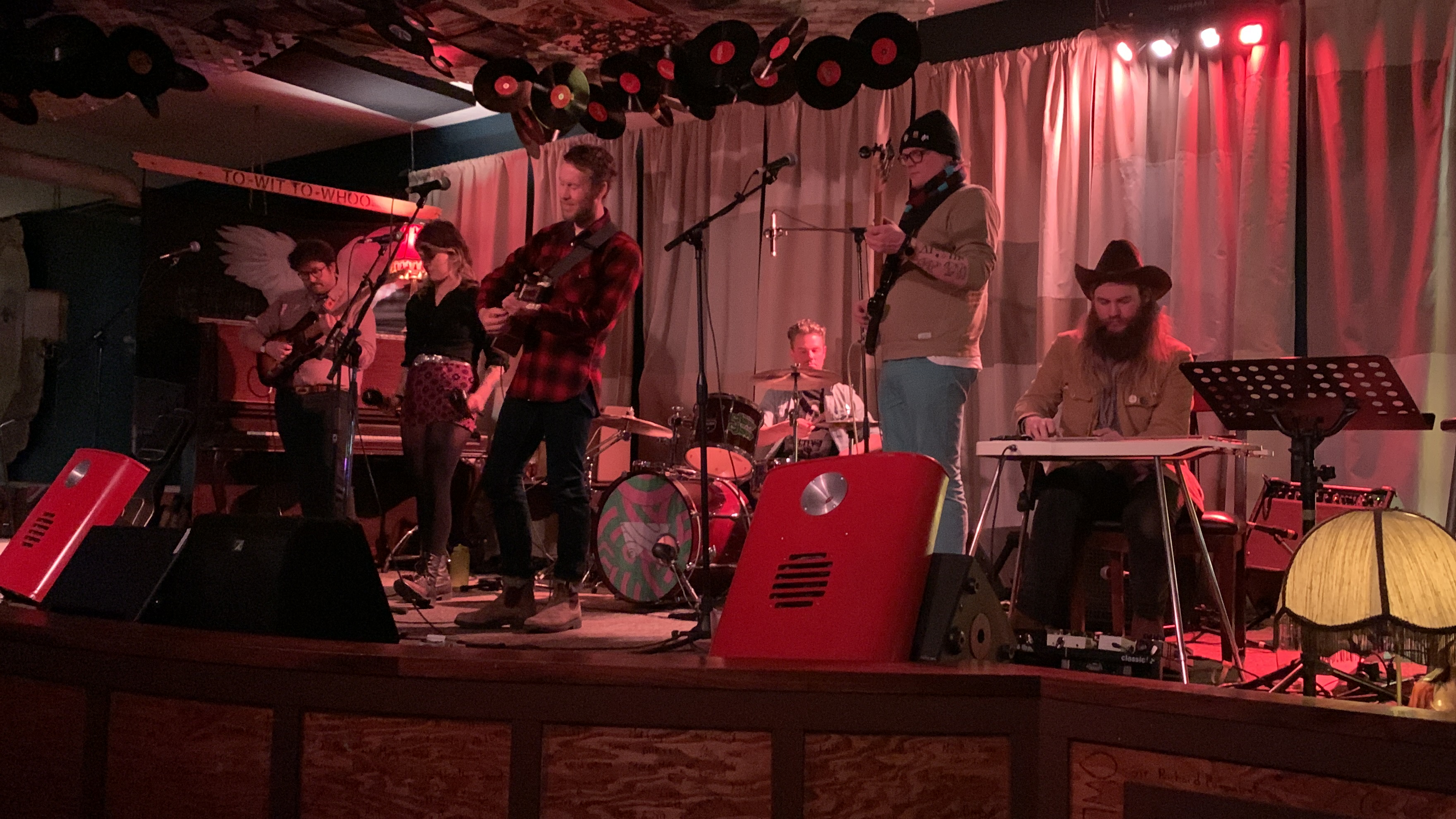 Feb 24, 2023 -> Tori Morley Band opened for Kid Cali at the Owl Acoustic Lounge!