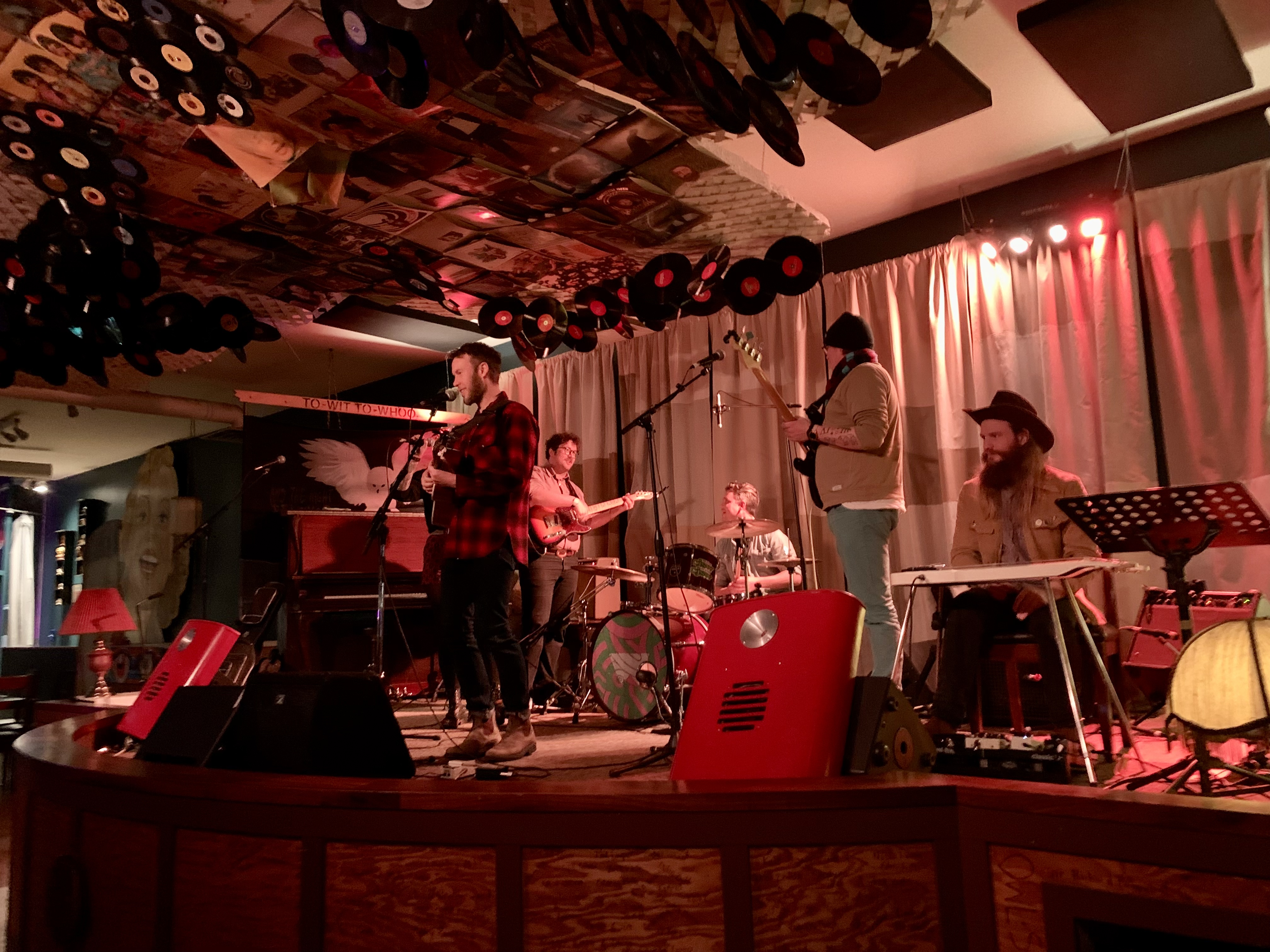 Feb 24, 2023 -> Tori Morley Band opened for Kid Cali at the Owl Acoustic Lounge!